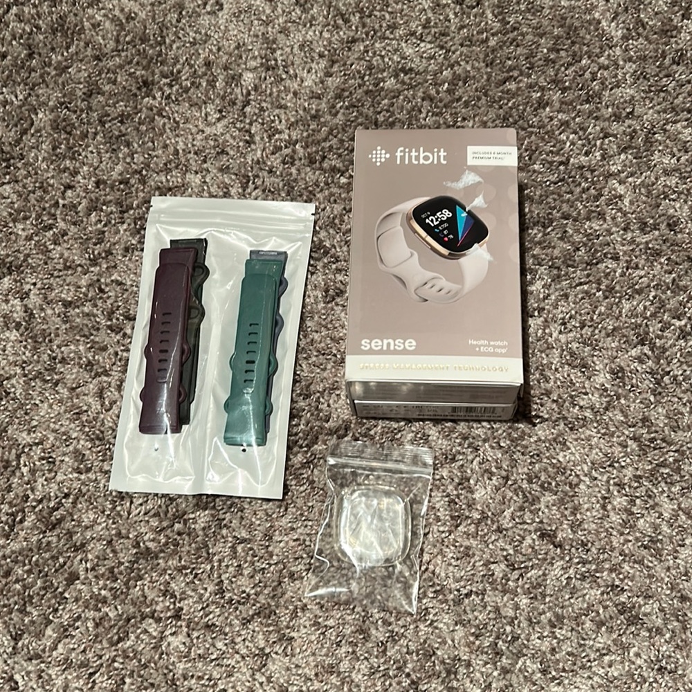 Fitbit Sense Soft Gold